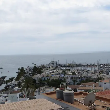 בית נופש Stunning Ocean Views In