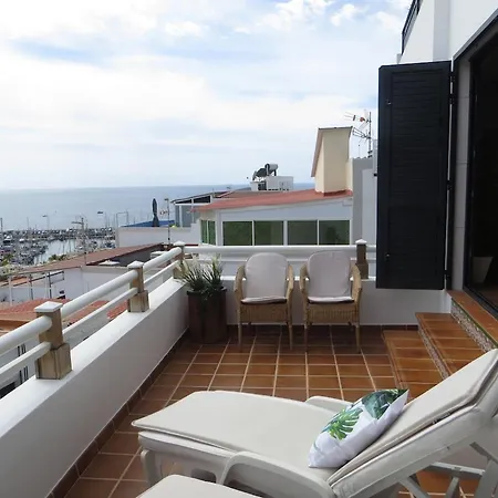 בית נופש Stunning Ocean Views In *